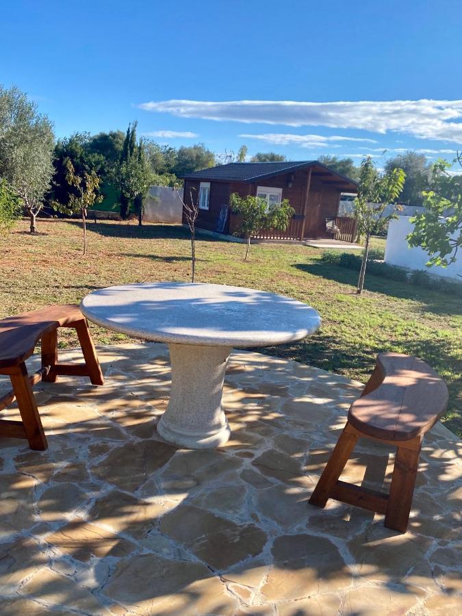 Casa Dominaty Bed and Breakfast Cálig Εξωτερικό φωτογραφία